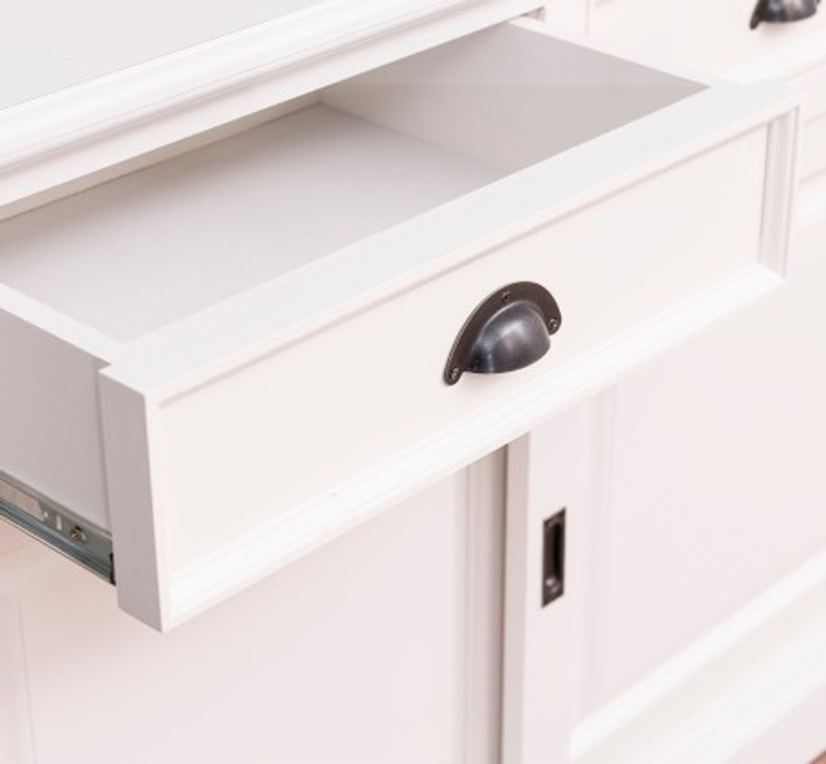 Casa Padrino Cabinet Country Style with 3 sliding doors and 3 drawers, 176 x 49 x 88 cm Casa Padrino Cabinet Country Style with 3 sliding doors and 3 drawers, 176 x 49 x 88 cm