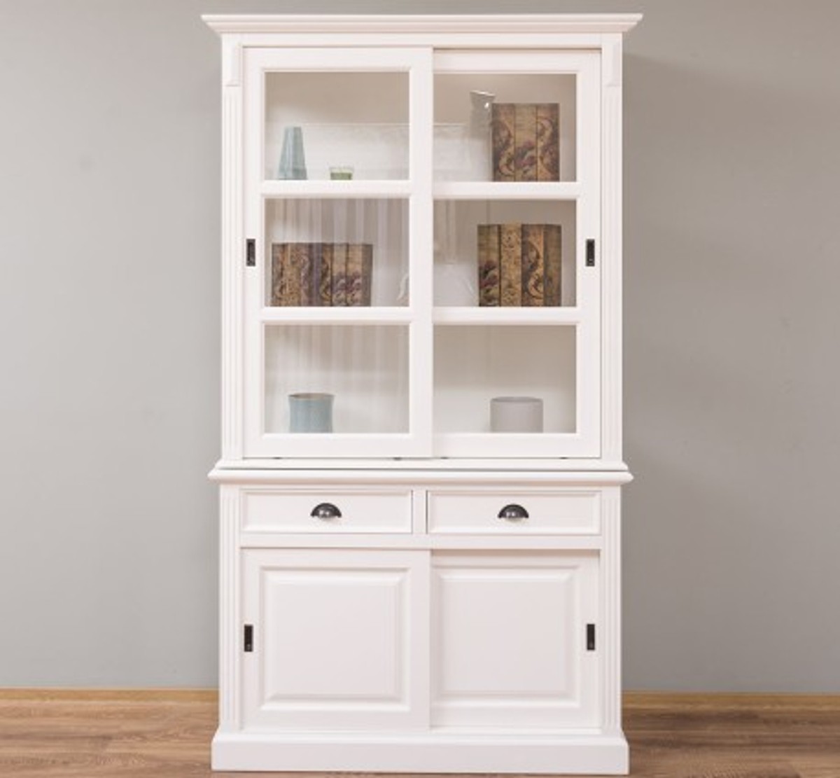 Casa Padrino Sideboard im Landhausstil mit 4 Schiebetüren und 2 Schubladen, 128 x 51 x 220 cm Casa Padrino Sideboard im Landhausstil mit 4 Schiebetüren und 2 Schubladen, 128 x 51 x 220 cm