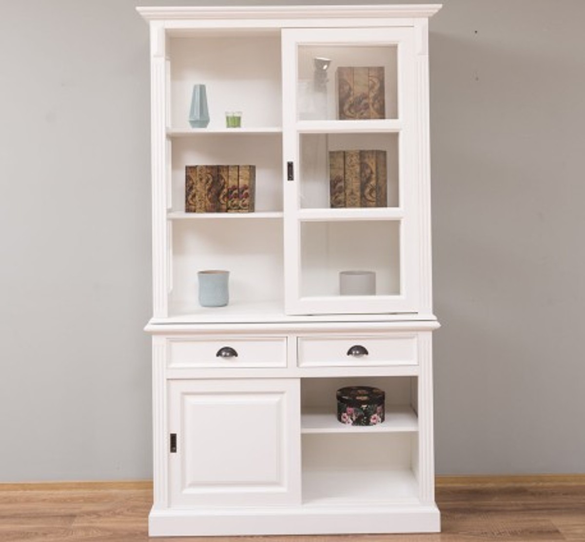 Casa Padrino Sideboard im Landhausstil mit 4 Schiebetüren und 2 Schubladen, 128 x 51 x 220 cm Casa Padrino Sideboard im Landhausstil mit 4 Schiebetüren und 2 Schubladen, 128 x 51 x 220 cm