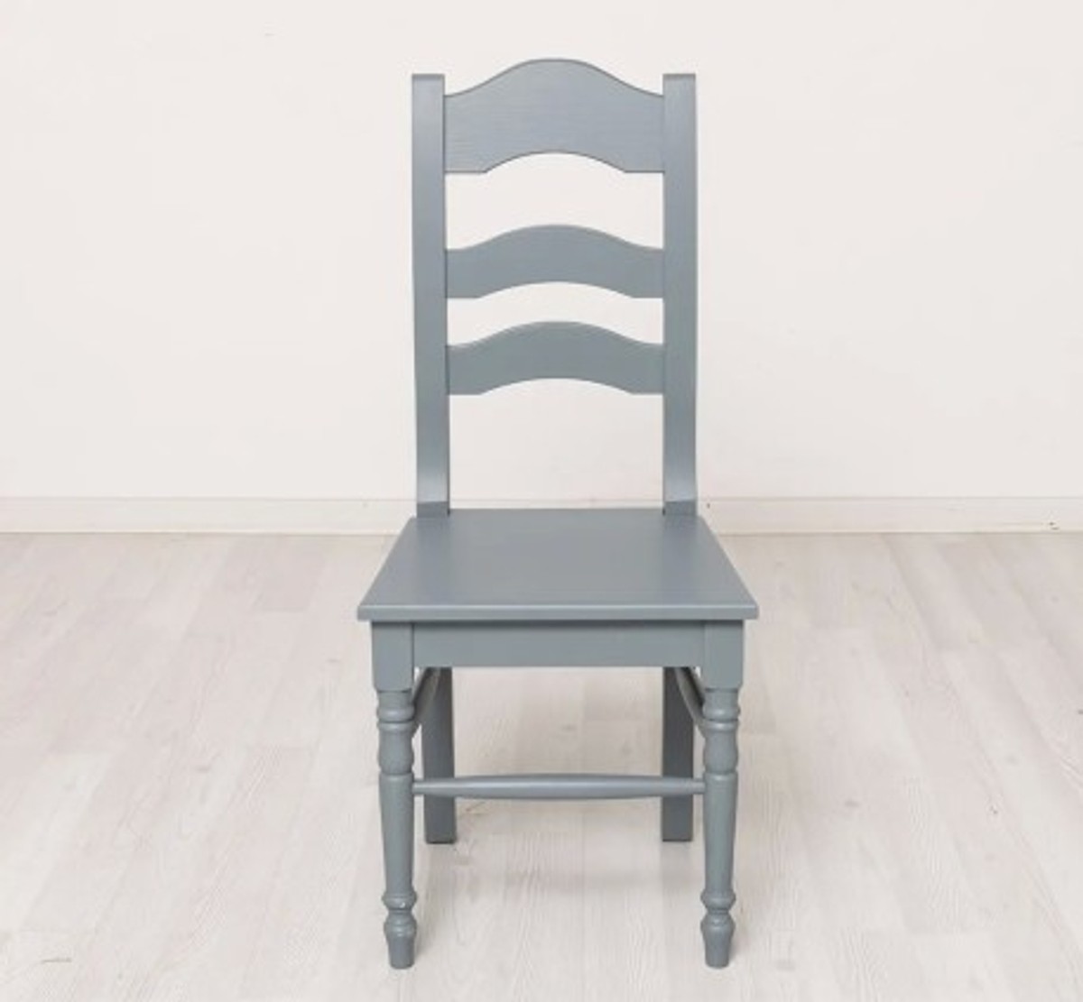 Casa Padrino Chair Country Style Grey, 44 x 44 x 102 cm Casa Padrino Chair Country Style Grey, 44 x 44 x 102 cm