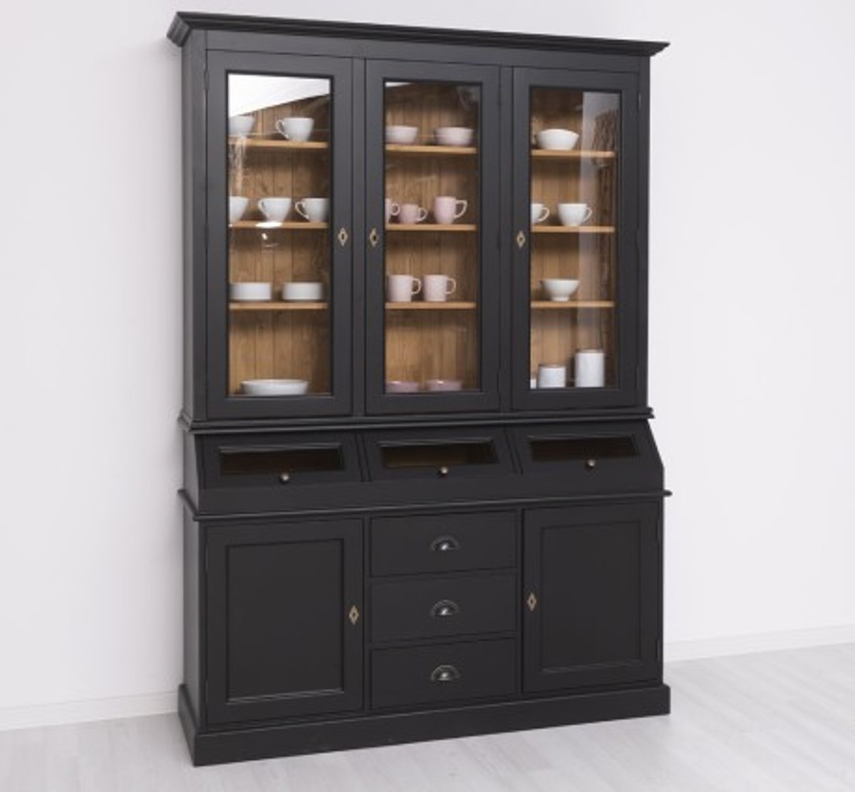 Casa Padrino Credenza stile country con 2 ante e 3 cassetti, 164 x 50 x 226 cm Casa Padrino Credenza stile country con 2 ante e 3 cassetti, 164 x 50 x 226 cm