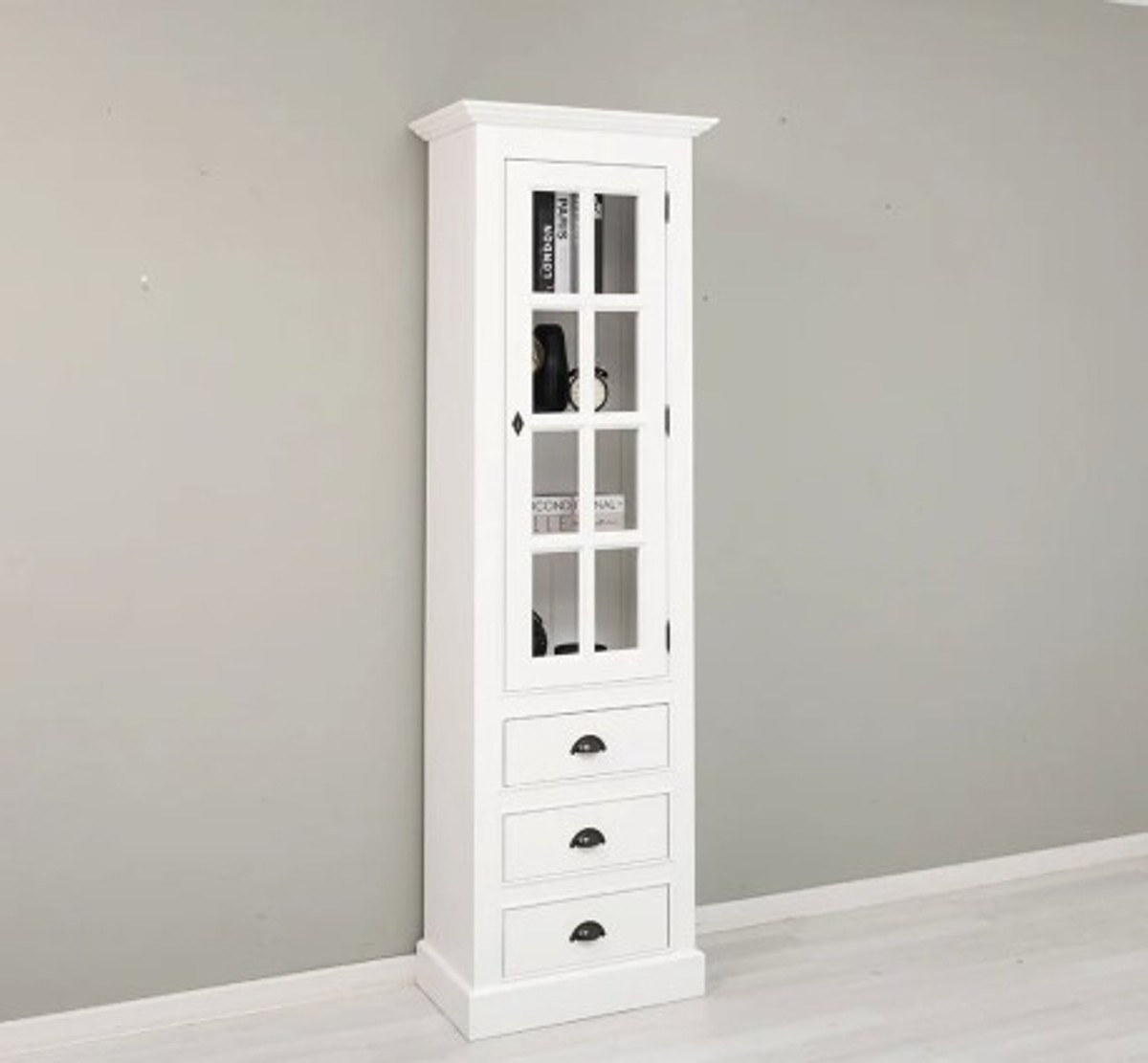 Casa Padrino Vitrina estilo rústico blanco con 1 puerta de cristal y 3 cajones, 66 x 40 x 210 cm Casa Padrino Vitrina estilo rústico blanco con 1 puerta de cristal y 3 cajones, 66 x 40 x 210 cm