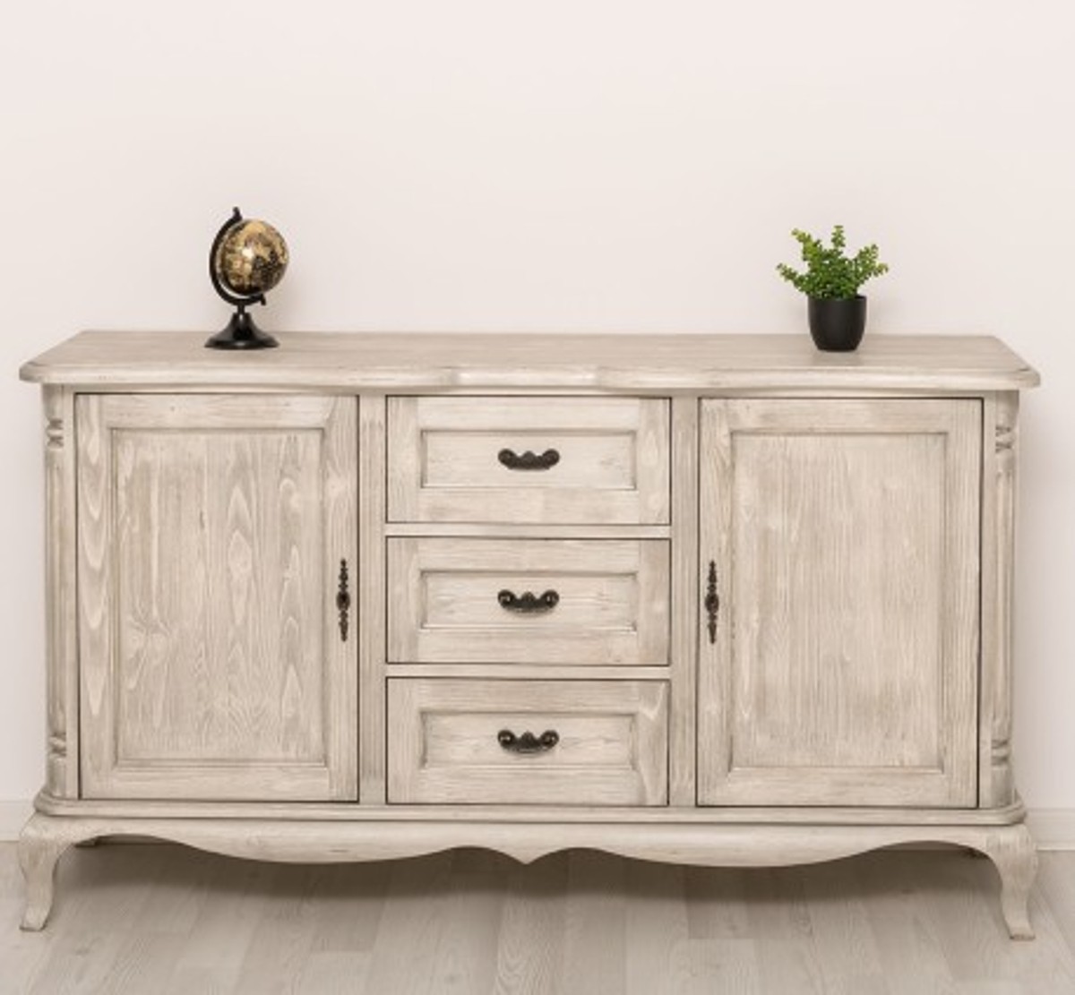 Casa Padrino Cómoda estilo rústico escarcha plata con 2 puertas y 3 cajones, 158 x 48 x 89 cm Casa Padrino Cómoda estilo rústico escarcha plata con 2 puertas y 3 cajones, 158 x 48 x 89 cm
