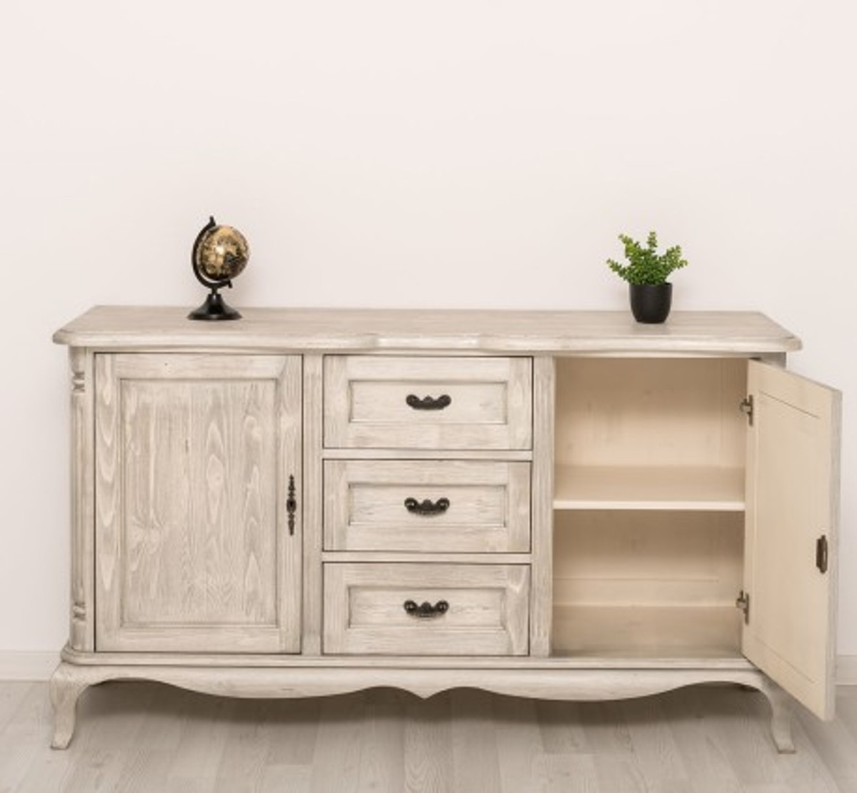 Casa Padrino Cómoda estilo rústico escarcha plata con 2 puertas y 3 cajones, 158 x 48 x 89 cm Casa Padrino Cómoda estilo rústico escarcha plata con 2 puertas y 3 cajones, 158 x 48 x 89 cm