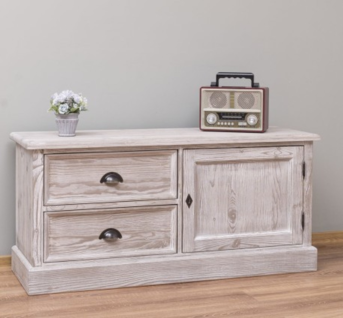 Casa Padrino Mueble de TV estilo rústico con 1 puerta y 2 cajones, 120 x 40 x 57 cm Casa Padrino Mueble de TV estilo rústico con 1 puerta y 2 cajones, 120 x 40 x 57 cm