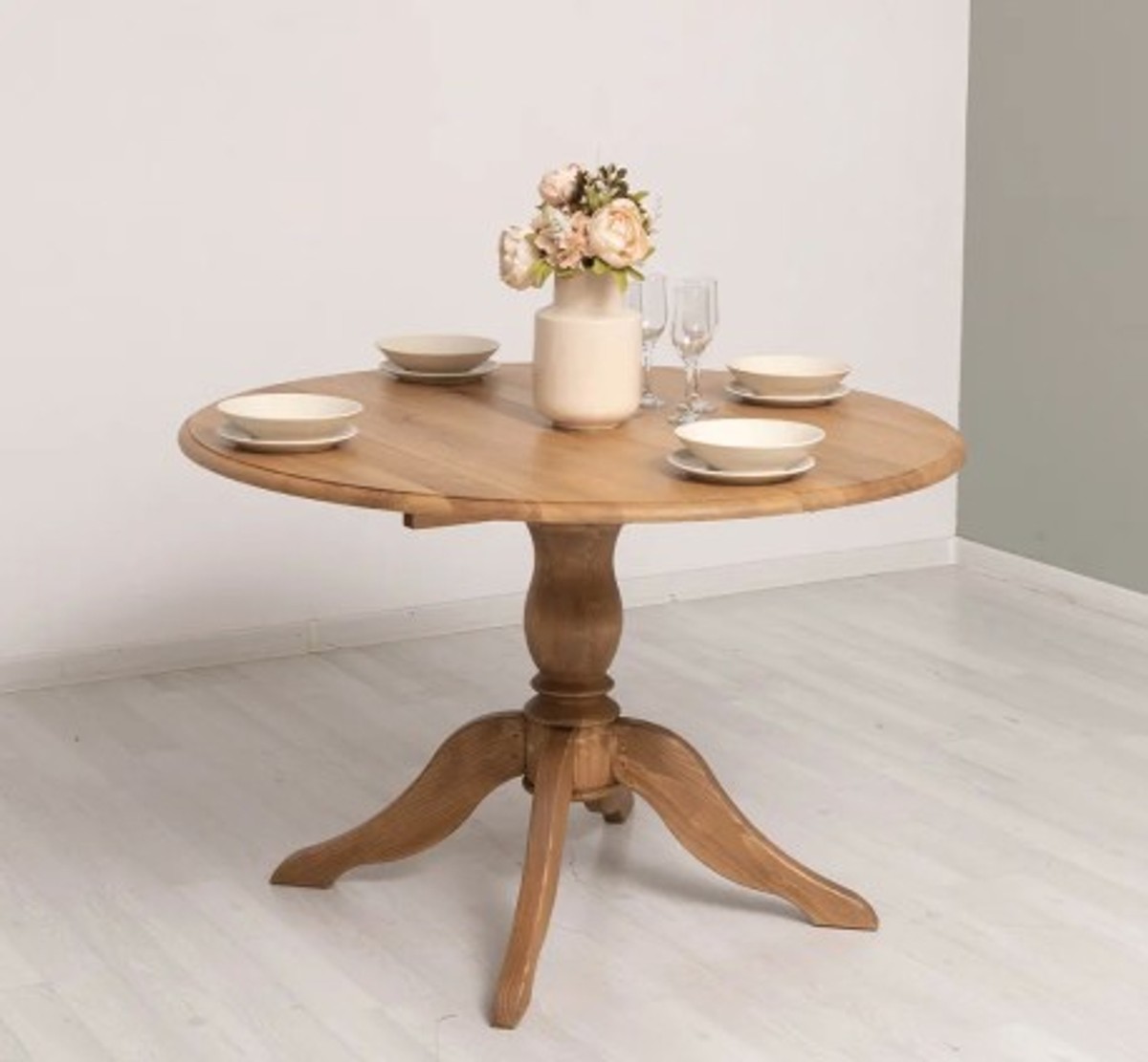 Casa Padrino Tavolo da pranzo stile country con piano in rovere, 120 x 120 x 78 cm Casa Padrino Tavolo da pranzo stile country con piano in rovere, 120 x 120 x 78 cm