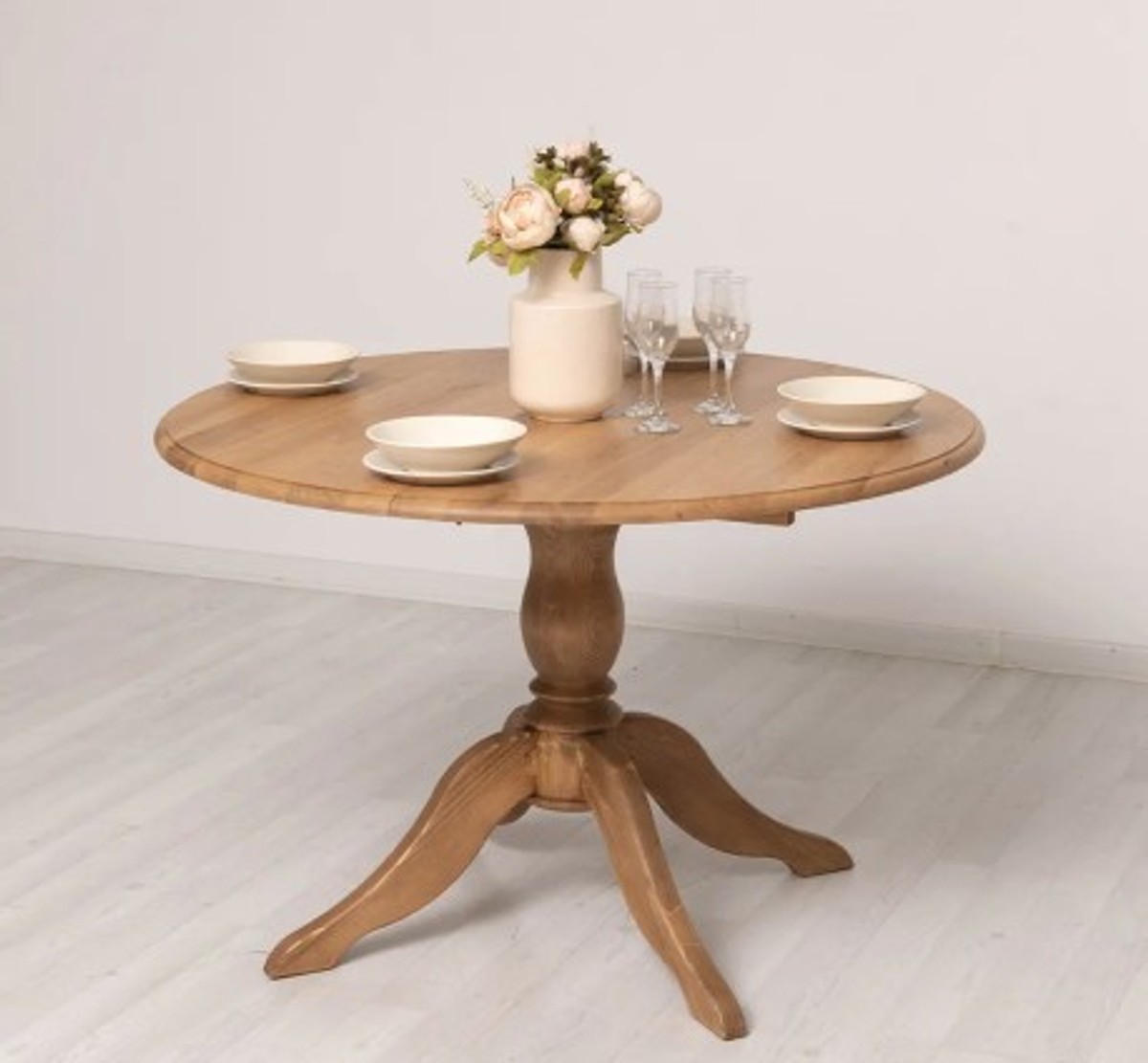 Casa Padrino Tavolo da pranzo stile country con piano in rovere, 120 x 120 x 78 cm Casa Padrino Tavolo da pranzo stile country con piano in rovere, 120 x 120 x 78 cm