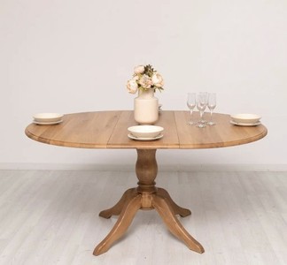 Casa Padrino Table à manger style campagne avec plateau en chêne, 120 x 120 x 78 cm Casa Padrino Table à manger style campagne avec plateau en chêne, 120 x 120 x 78 cm