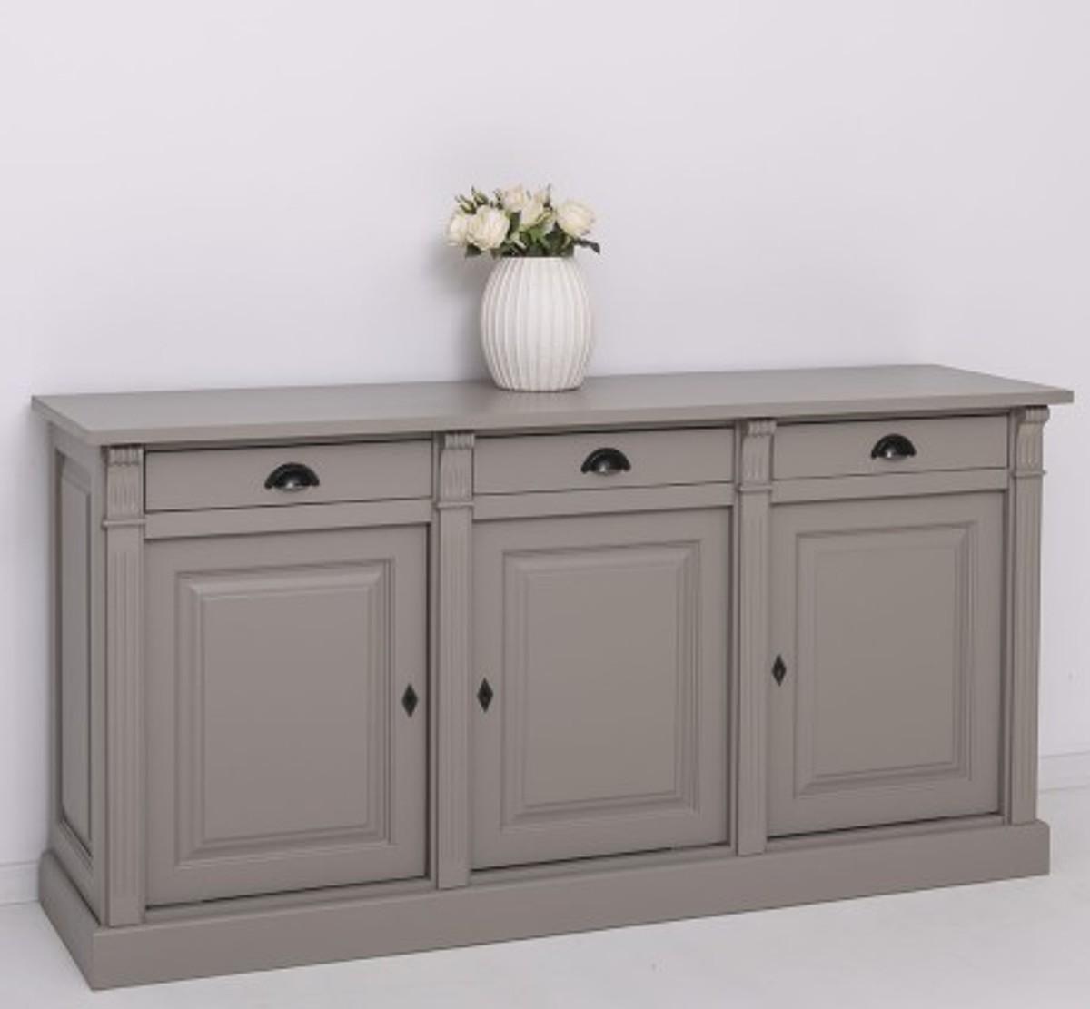Casa Padrino Credenza stile country con 3 ante e 3 cassetti, 179 x 51 x 90 cm Casa Padrino Credenza stile country con 3 ante e 3 cassetti, 179 x 51 x 90 cm