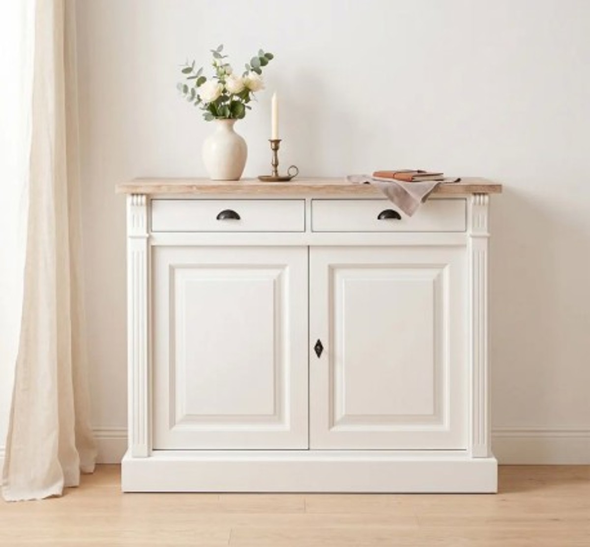 Casa Padrino Sideboard im Landhausstil mit 2 Türen, 2 Schubladen und Eichenholzplatte, 116 x 51 x 90 cm Casa Padrino Sideboard im Landhausstil mit 2 Türen, 2 Schubladen und Eichenholzplatte, 116 x 51 x 90 cm