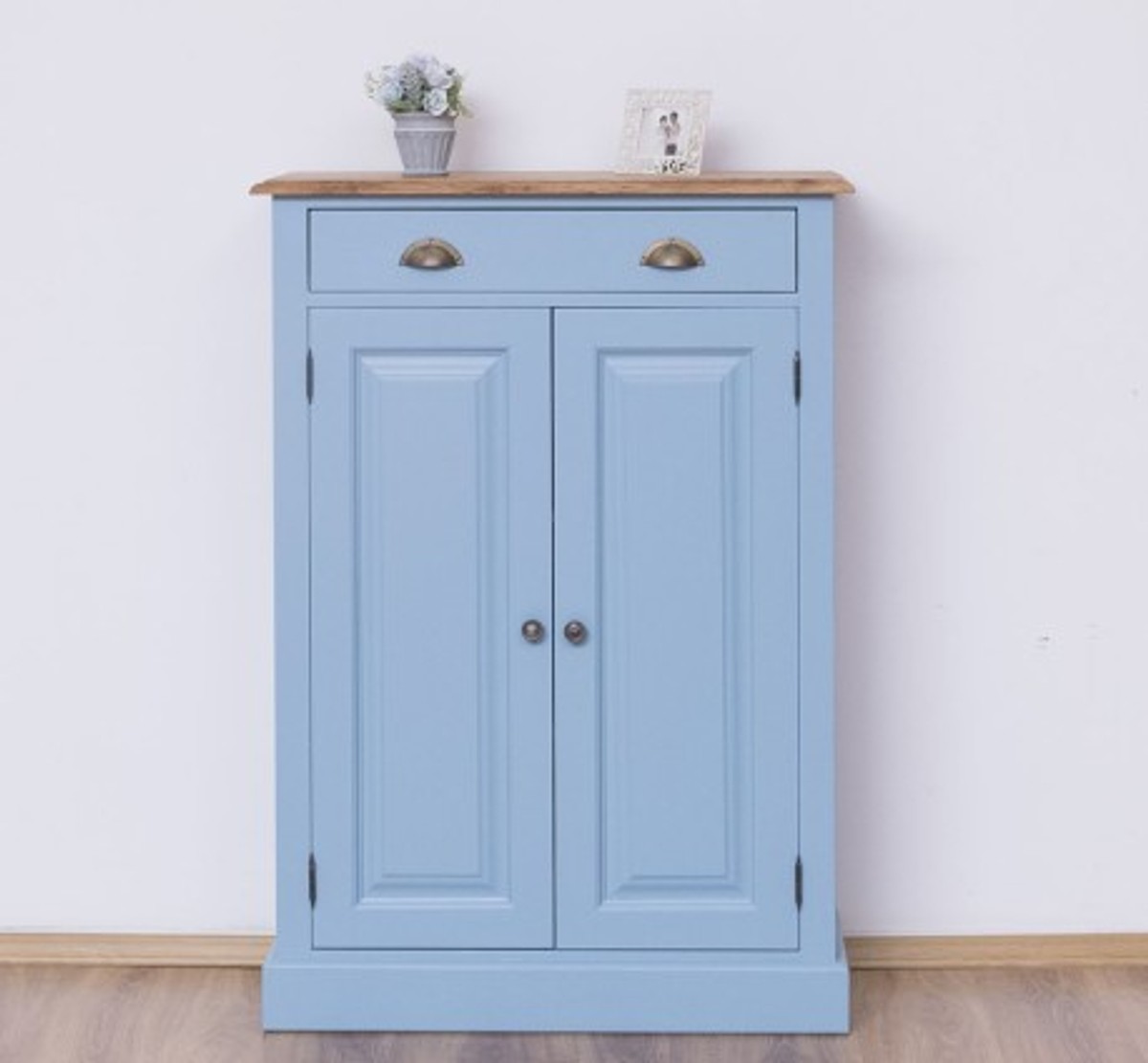 Casa Padrino Schrank im Landhausstil mit 2 Türen, 1 Schublade und Eichenholzplatte, 85 x 35 x 120 cm Casa Padrino Schrank im Landhausstil mit 2 Türen, 1 Schublade und Eichenholzplatte, 85 x 35 x 120 cm