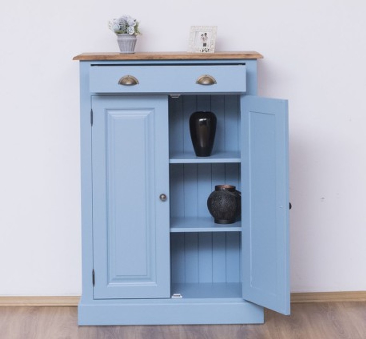Casa Padrino Schrank im Landhausstil mit 2 Türen, 1 Schublade und Eichenholzplatte, 85 x 35 x 120 cm Casa Padrino Schrank im Landhausstil mit 2 Türen, 1 Schublade und Eichenholzplatte, 85 x 35 x 120 cm