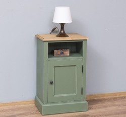 Casa Padrino Mesita de noche estilo rústico con 1 puerta, 47 x 32 x 74 cm Casa Padrino Mesita de noche estilo rústico con 1 puerta, 47 x 32 x 74 cm