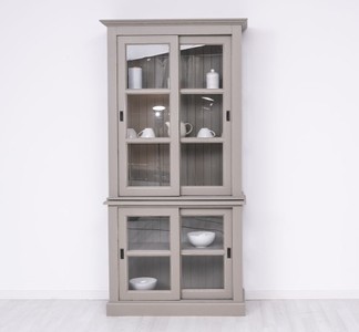 Casa Padrino Vitrine im Landhausstil mit 2 Türen, 110 x 47 x 220 cm