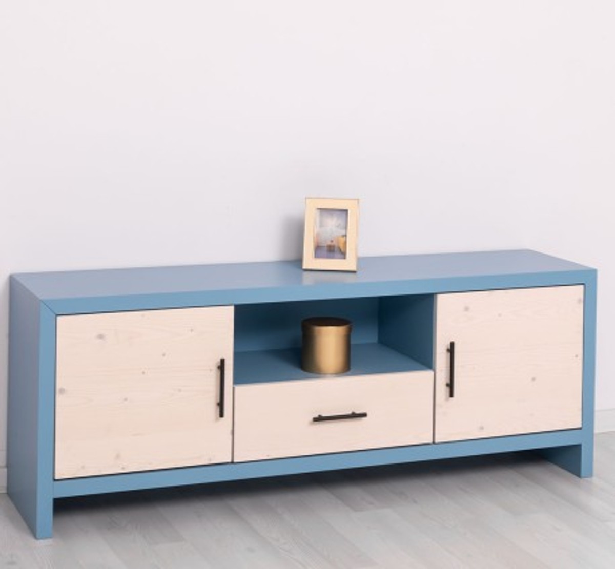 Casa Padrino Mobile TV stile country con 2 ante e 1 cassetto, 160 x 40 x 60 cm Casa Padrino Mobile TV stile country con 2 ante e 1 cassetto, 160 x 40 x 60 cm