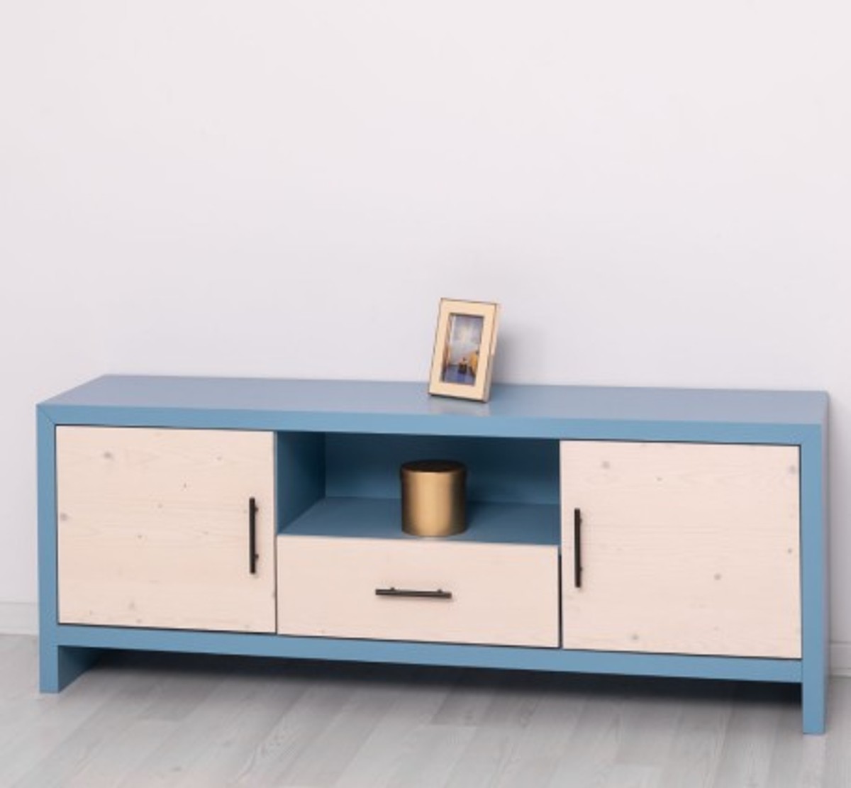 Casa Padrino Mobile TV stile country con 2 ante e 1 cassetto, 160 x 40 x 60 cm Casa Padrino Mobile TV stile country con 2 ante e 1 cassetto, 160 x 40 x 60 cm