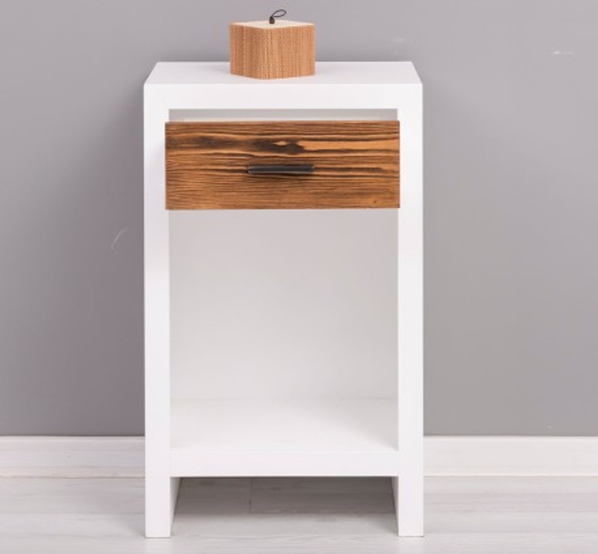 Casa Padrino Mesita de noche estilo rústico con 1 cajón, 45 x 30 x 74 cm Casa Padrino Mesita de noche estilo rústico con 1 cajón, 45 x 30 x 74 cm