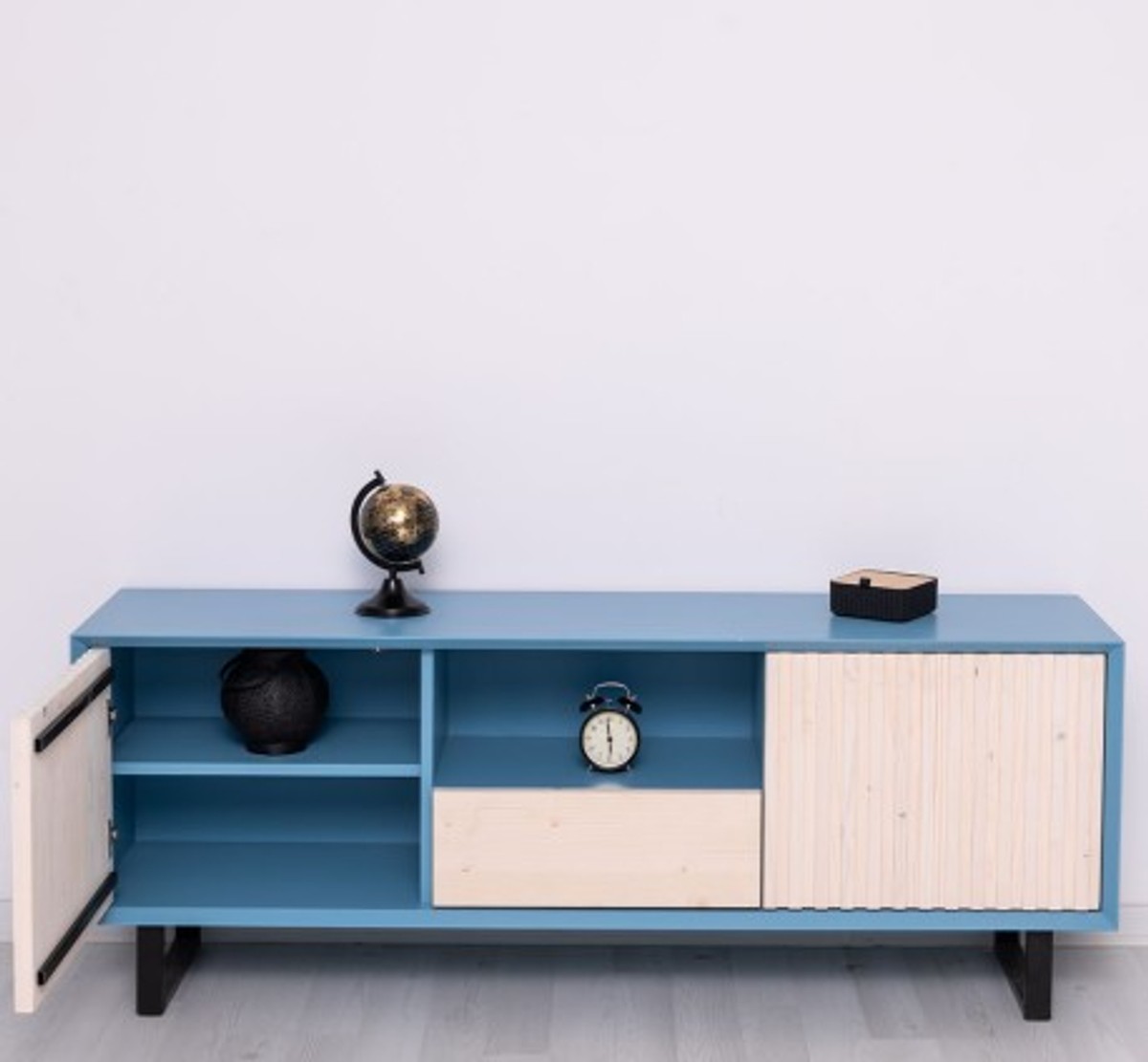 Casa Padrino Mueble de TV estilo rústico con 2 puertas y 1 cajón, 160 x 40 x 60 cm Casa Padrino Mueble de TV estilo rústico con 2 puertas y 1 cajón, 160 x 40 x 60 cm
