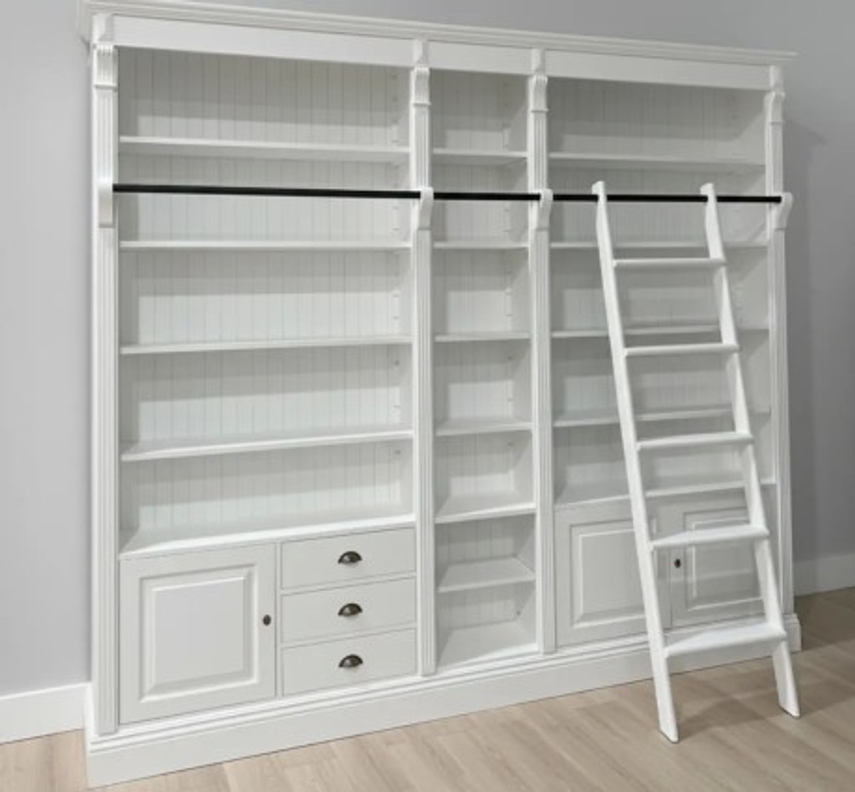 Casa Padrino Librería estilo rústico con escalera, 269 x 39 x 238 cm Casa Padrino Librería estilo rústico con escalera, 269 x 39 x 238 cm