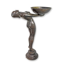 Casa Padrino Escultura de Bronce Art Déco de Lujo Bailarina con Copa Bronce 58 x 112 x H. 147 cm - Fuente de Bronce - Bebedero para Pájaros - Decoración de Jardín y Terraza