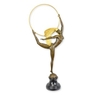 Casa Padrino Luxus Art Deco Bronzefigur Reifentänzerin Bronze / Gold / Schwarz 28,5 x 18,4 x H. 70,8 cm - Bronze Skulptur mit Marmorsockel - Tänzerin Deko Figur - Art Deco Deko