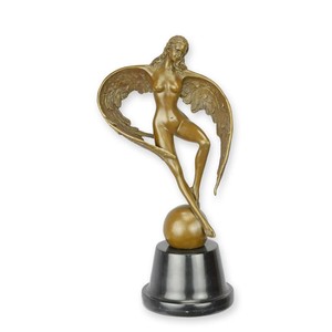 Casa Padrino Luxus Jugendstil Bronzefigur Geflügelte Nacht auf der Kugel Bronze / Schwarz 17,4 x 11,9 x H. 33,7 cm - Bronze Skulptur mit Marmorsockel - Engel Deko Figur - Jugendstil Deko
