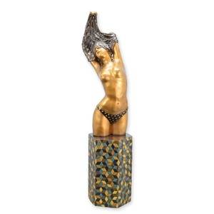 Casa Padrino Luxus Bronze Skulptur Frauenakt auf Mosaiksäule Grün / Gold / Bronze 48 x H. 193 cm - Lebensgroße Bronzefigur - Große Deko Figur Casa Padrino Luxus Bronze Skulptur Frauenakt auf Mosaiksäule Grün / Gold / Bronze 48 x H. 193 cm - Lebensgroße Bronzefigur - Große Deko Figur