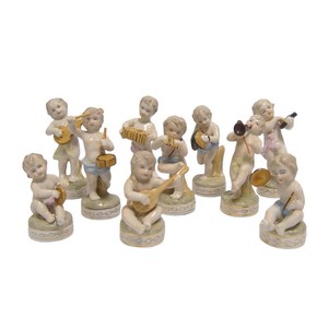 Casa Padrino Juego de Figuras de Porcelana de Lujo 10 Putti Músicos Blanco / Multicolor / Oro 7 x H. 11 cm - Orquesta de Porcelana - Decoración Barroca Casa Padrino Juego de Figuras de Porcelana de Lujo 10 Putti Músicos Blanco / Multicolor / Oro 7 x H. 11 cm - Orquesta de Porcelana - Decoración Barroca