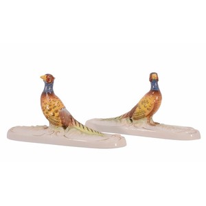 Casa Padrino Pisapapeles de Porcelana de Lujo Juego de 2 Faisanes Blanco / Multicolor / Oro 5,8 x 20,5 x H. 10,2 cm - Figuras de Animales - Decoración de Escritorio Casa Padrino Pisapapeles de Porcelana de Lujo Juego de 2 Faisanes Blanco / Multicolor / Oro 5,8 x 20,5 x H. 10,2 cm - Figuras de Animales - Decoración de Escritorio