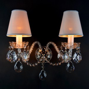Casa Padrino Luxury Baroque Crystal Wall Lamp Gold 38 x 18 x H. 26 cm - Magnificent Brass Wall Lamp with Bohemian Crystal Glass - Baroque Furniture - Noble & Magnificent Casa Padrino Luxury Baroque Crystal Wall Lamp Gold 38 x 18 x H. 26 cm - Magnificent Brass Wall Lamp with Bohemian Crystal Glass - Baroque Furniture - Noble & Magnificent