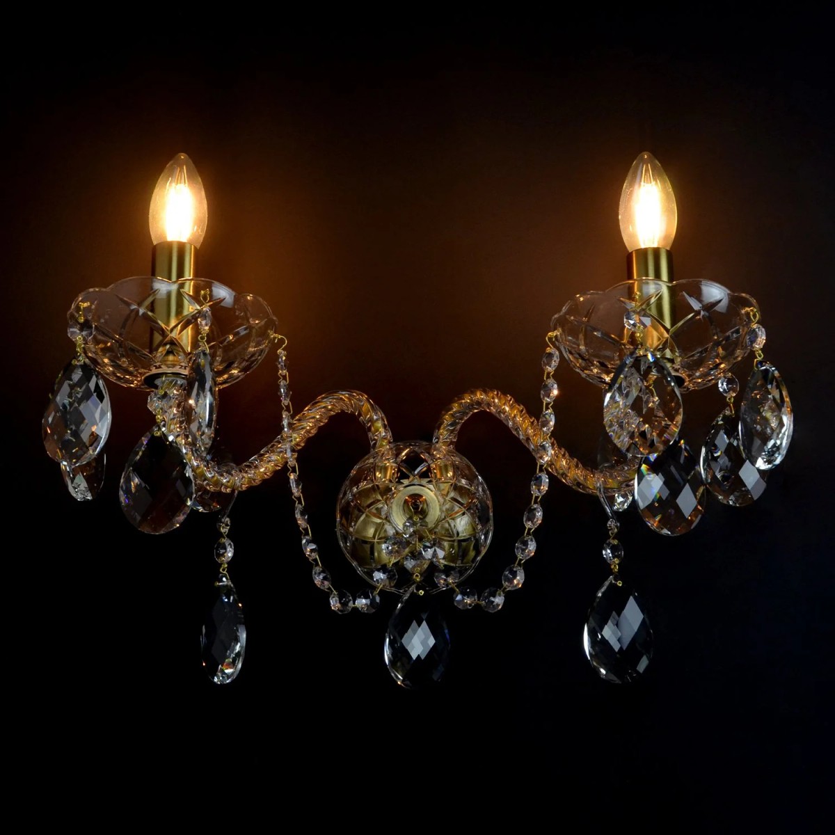 Casa Padrino Lampada da parete in cristallo barocco di lusso Oro 40 x 20 x H. 24 cm - Sontuosa Lampada da parete in ottone con cristallo di Boemia - Mobili barocchi - Nobile e sontuoso Casa Padrino Lampada da parete in cristallo barocco di lusso Oro 40 x 20 x H. 24 cm - Sontuosa Lampada da parete in ottone con cristallo di Boemia - Mobili barocchi - Nobile e sontuoso