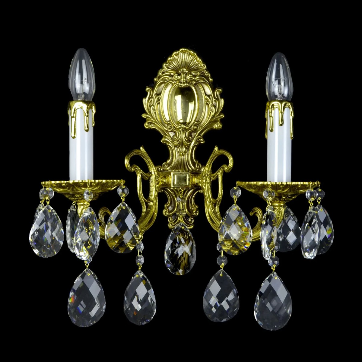 Casa Padrino Lampada da parete in cristallo barocco di lusso Oro 40 x 16 x H. 40 cm - Sontuosa Lampada da parete in ottone con cristallo di Boemia - Mobili barocchi - Nobile e sontuoso Casa Padrino Lampada da parete in cristallo barocco di lusso Oro 40 x 16 x H. 40 cm - Sontuosa Lampada da parete in ottone con cristallo di Boemia - Mobili barocchi - Nobile e sontuoso