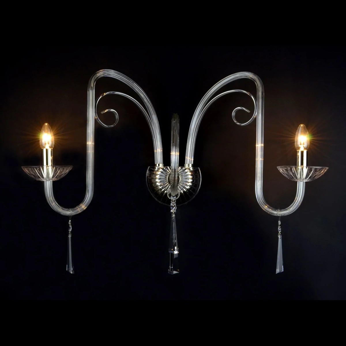 Casa Padrino Lampada da parete in cristallo barocco di lusso Argento 75 x 45 x H. 30 cm - Sontuosa Lampada da parete in ottone con cristallo di Boemia - Mobili barocchi - Nobile e sontuoso Casa Padrino Lampada da parete in cristallo barocco di lusso Argento 75 x 45 x H. 30 cm - Sontuosa Lampada da parete in ottone con cristallo di Boemia - Mobili barocchi - Nobile e sontuoso