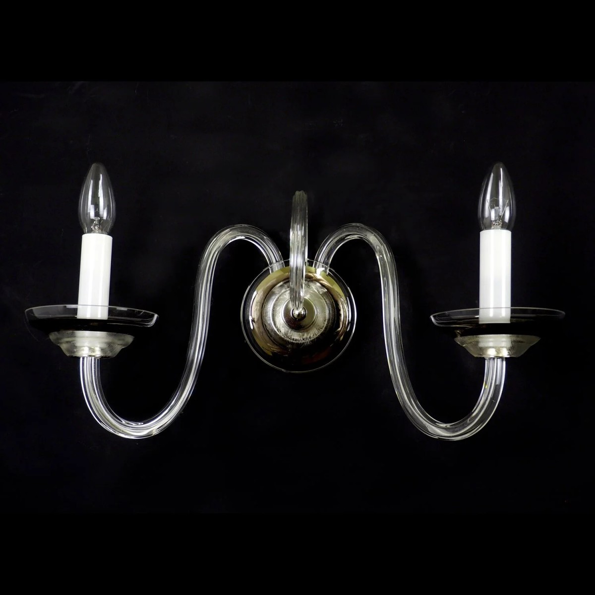 Casa Padrino Luxus Barock Kristall Wandleuchte Silber 36 x 17 x H. 20 cm - Prunkvolle Messing Wandleuchte mit böhmischem Kristallglas - Barock Möbel - Edel & Prunkvoll Casa Padrino Luxus Barock Kristall Wandleuchte Silber 36 x 17 x H. 20 cm - Prunkvolle Messing Wandleuchte mit böhmischem Kristallglas - Barock Möbel - Edel & Prunkvoll