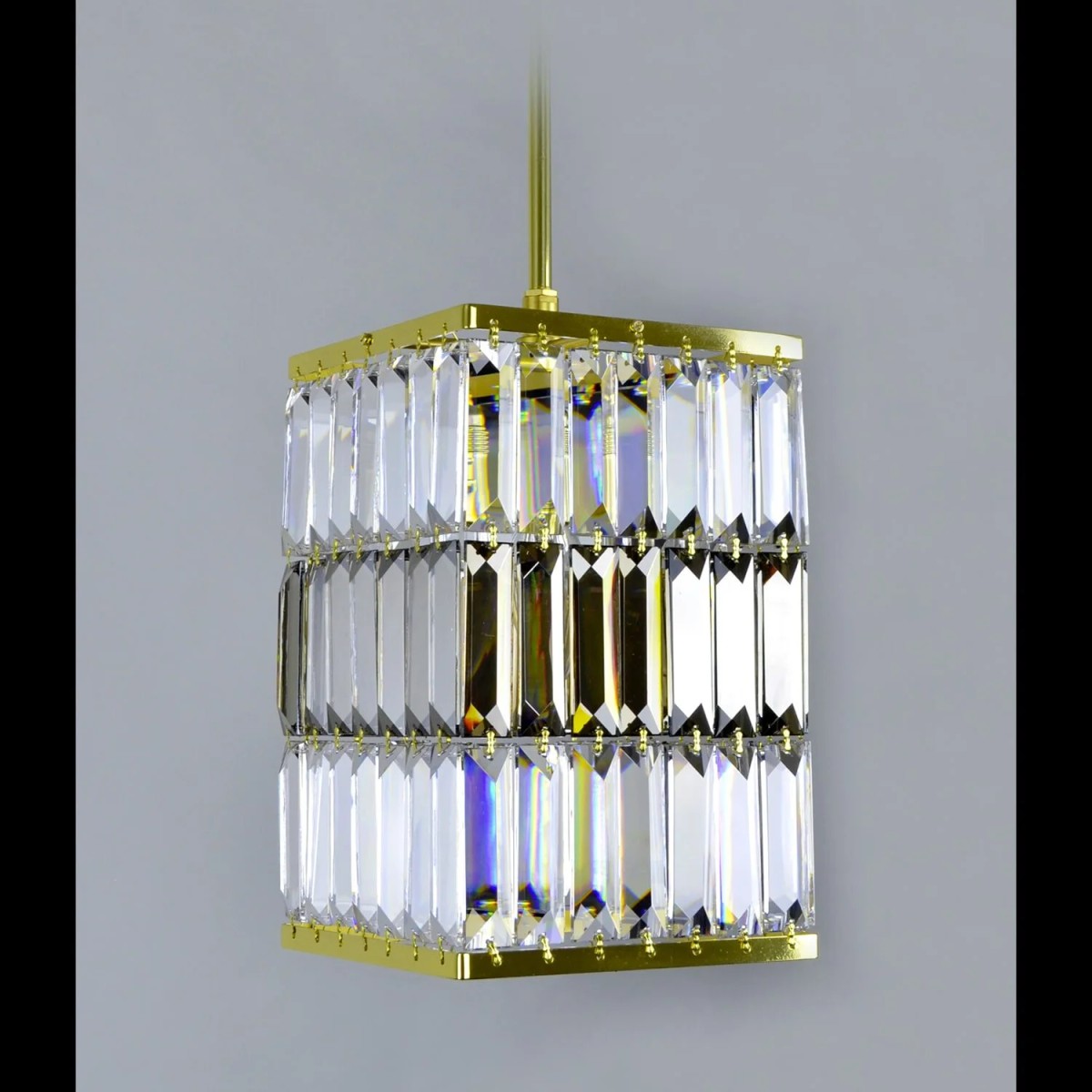 Casa Padrino Luxury Baroque Crystal Wall Lamp Gold 16 x 16 x H. 26 cm - Magnificent Brass Wall Lamp with Bohemian Crystal Glass - Baroque Furniture - Noble & Magnificent Casa Padrino Luxury Baroque Crystal Wall Lamp Gold 16 x 16 x H. 26 cm - Magnificent Brass Wall Lamp with Bohemian Crystal Glass - Baroque Furniture - Noble & Magnificent