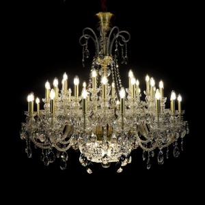 Casa Padrino Luxus Barock Kristall Kronleuchter Gold Ø 140 x H. 120 cm - Prunkvolle Messing Kronleuchter mit böhmischem Kristallglas - Barock Möbel - Edel & Prunkvoll Casa Padrino Luxus Barock Kristall Kronleuchter Gold Ø 140 x H. 120 cm - Prunkvolle Messing Kronleuchter mit böhmischem Kristallglas - Barock Möbel - Edel & Prunkvoll