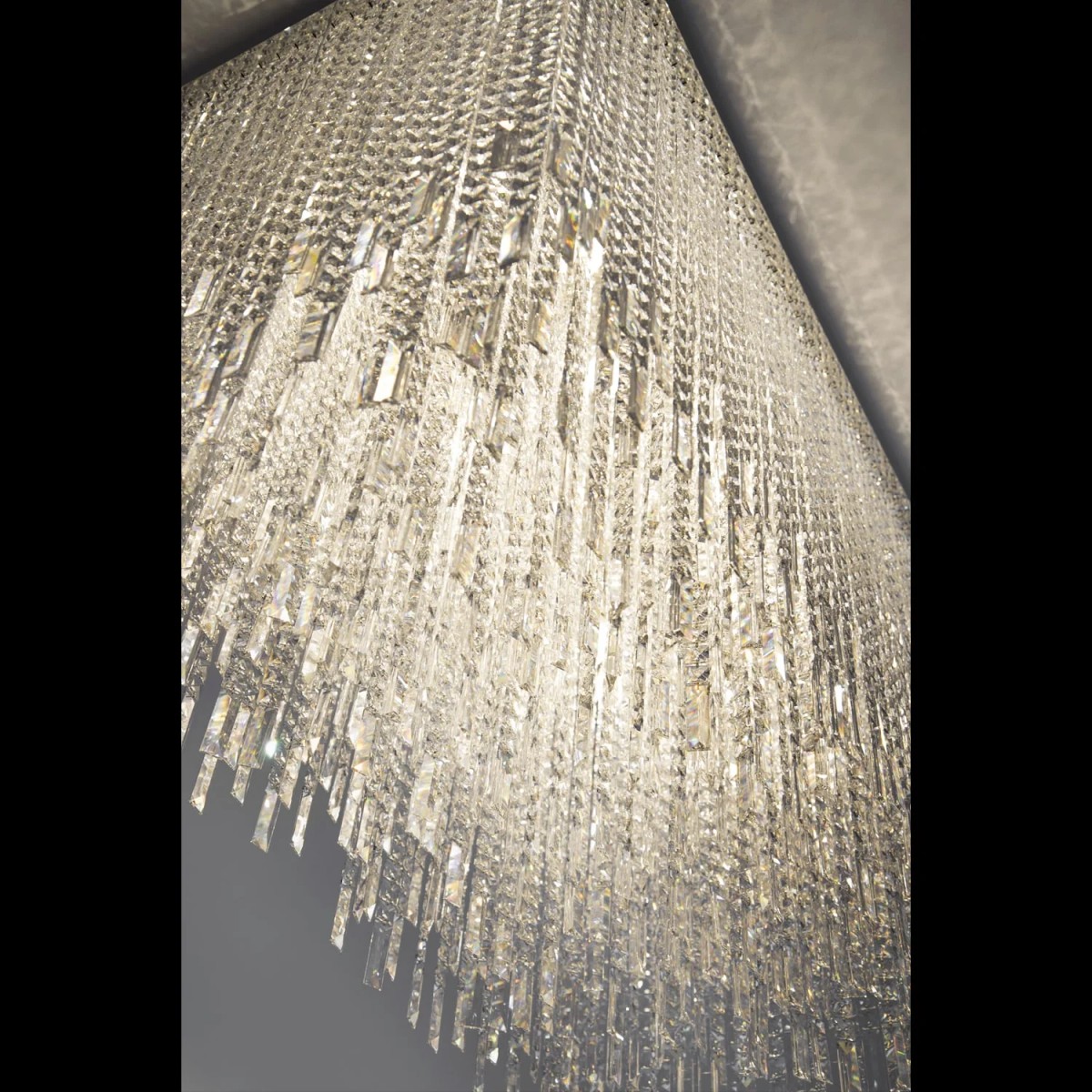 Casa Padrino Lampada da parete in cristallo barocco di lusso Argento 120 x 60 x H. 50 cm - Sontuosa Lampada da parete in ottone con cristallo di Boemia - Mobili barocchi - Nobile e sontuoso Casa Padrino Lampada da parete in cristallo barocco di lusso Argento 120 x 60 x H. 50 cm - Sontuosa Lampada da parete in ottone con cristallo di Boemia - Mobili barocchi - Nobile e sontuoso