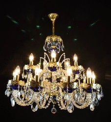 Casa Padrino Lámpara de araña de cristal barroco de lujo Oro Ø 80 x H. 64 cm - Suntuosa Lámpara de araña de latón con cristal de Bohemia - Muebles barrocos - Noble y suntuosa Casa Padrino Lámpara de araña de cristal barroco de lujo Oro Ø 80 x H. 64 cm - Suntuosa Lámpara de araña de latón con cristal de Bohemia - Muebles barrocos - Noble y suntuosa