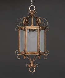 Casa Padrino Lámpara colgante Farol de lujo Oro Ø 40 x Al. 90 cm - Farol artesanal de hierro forjado con volutas - Colección de lujo - Noble y suntuoso Casa Padrino Lámpara colgante Farol de lujo Oro Ø 40 x Al. 90 cm - Farol artesanal de hierro forjado con volutas - Colección de lujo - Noble y suntuoso