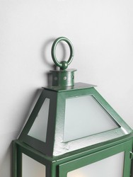Casa Padrino Farol de lujo de exterior Verde An. 28 x Al. 46.5 cm - Farol artesanal de hierro forjado - Colección de lujo - Noble y suntuoso Casa Padrino Farol de lujo de exterior Verde An. 28 x Al. 46.5 cm - Farol artesanal de hierro forjado - Colección de lujo - Noble y suntuoso