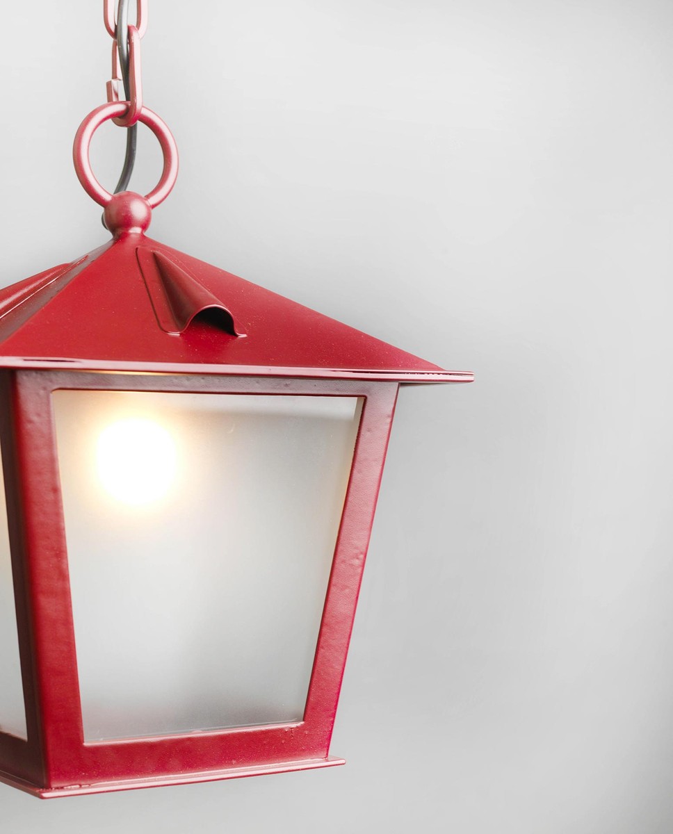 Casa Padrino Lámpara colgante Farol de lujo de exterior Oro An. 26.5 x Al. 26 cm - Farol artesanal de hierro forjado - Colección de lujo - Noble y suntuoso Casa Padrino Lámpara colgante Farol de lujo de exterior Oro An. 26.5 x Al. 26 cm - Farol artesanal de hierro forjado - Colección de lujo - Noble y suntuoso