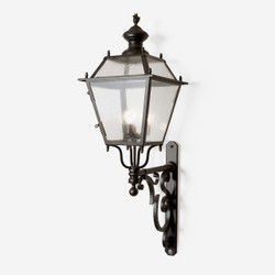 Casa Padrino Lanterna Luxury da esterno Oro L. 33.5 x H. 100 cm - Lanterna artigianale in ferro battuto - Collezione Luxury - Nobile & sontuoso