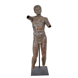 Casa Padrino Escultura de Bronce de Lujo Torso de Atleta Antiguo sobre Soporte Marrón Óxido 40 x H. 120 cm - Gran Figura de Bronce - Figura Decorativa de Estilo Antiguo Casa Padrino Escultura de Bronce de Lujo Torso de Atleta Antiguo sobre Soporte Marrón Óxido 40 x H. 120 cm - Gran Figura de Bronce - Figura Decorativa de Estilo Antiguo