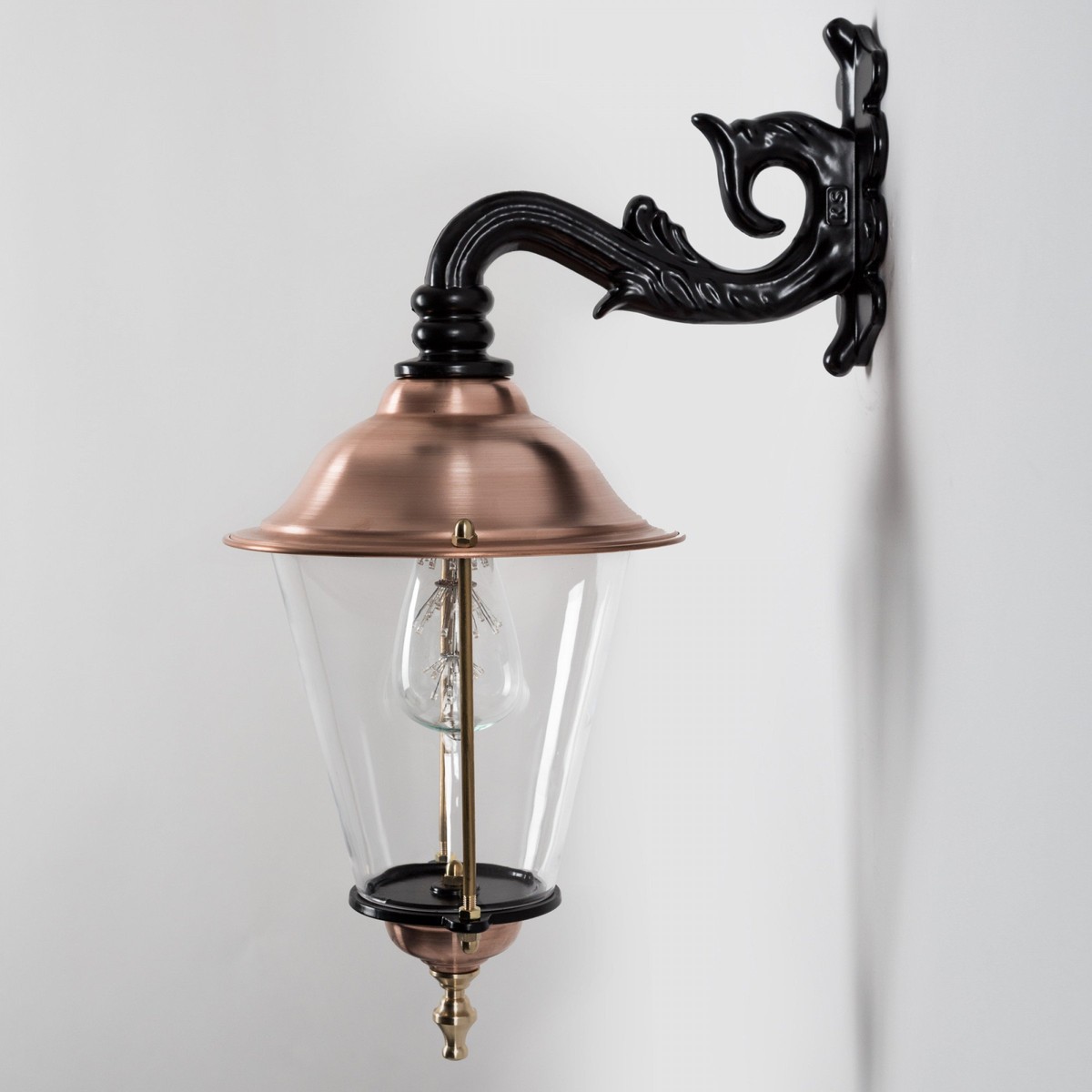 Casa Padrino Art Nouveau Lampada a Sospensione 22 x 31 x H. 52 cm - Vari Colori - Lampada da Esterno Nostalgica Resistente alle Intemperie Casa Padrino Art Nouveau Lampada a Sospensione 22 x 31 x H. 52 cm - Vari Colori - Lampada da Esterno Nostalgica Resistente alle Intemperie