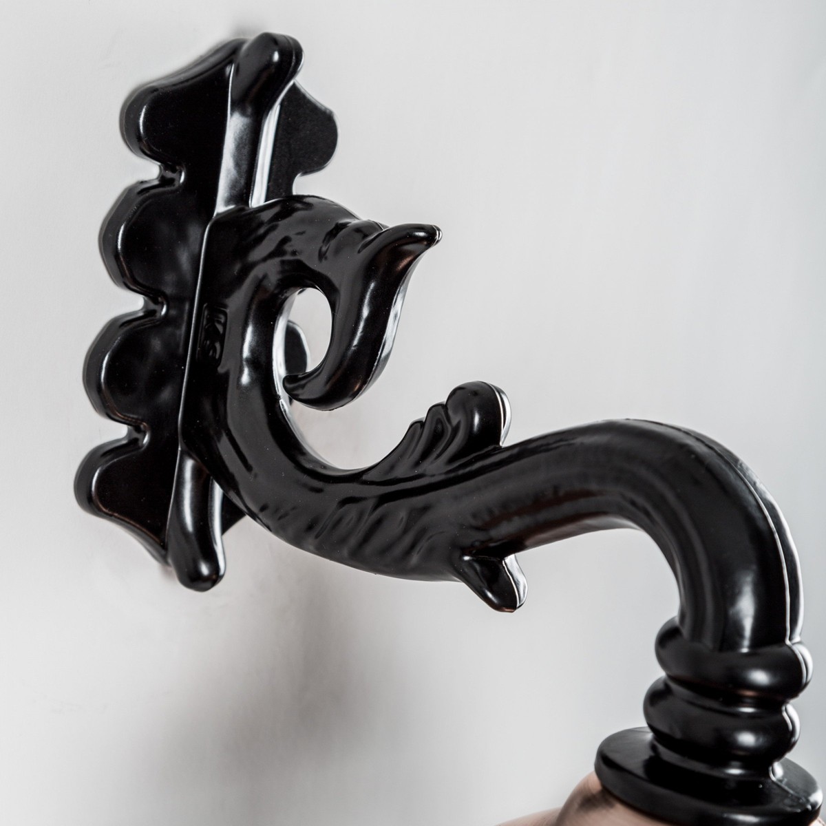 Casa Padrino Art Nouveau Lampada a Sospensione 22 x 31 x H. 52 cm - Vari Colori - Lampada da Esterno Nostalgica Resistente alle Intemperie Casa Padrino Art Nouveau Lampada a Sospensione 22 x 31 x H. 52 cm - Vari Colori - Lampada da Esterno Nostalgica Resistente alle Intemperie