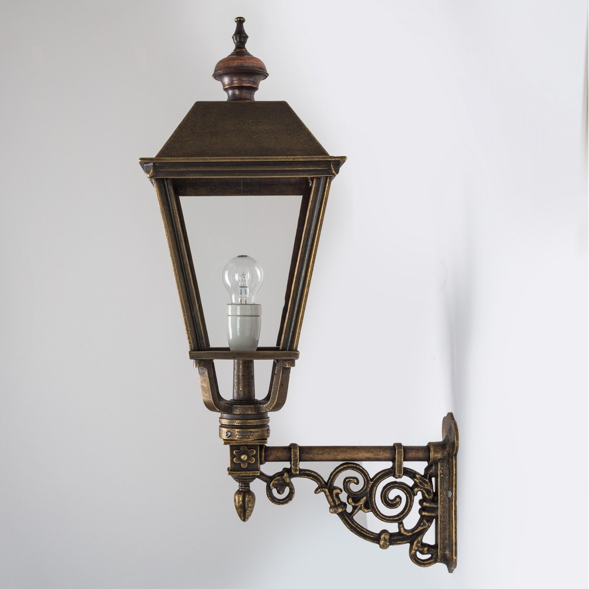 Casa Padrino Art Nouveau Applique Extérieure 21 x 39 x H. 70 cm - Bronze - Luminaire d'Extérieur Nostalgique Résistant aux Intempéries Casa Padrino Art Nouveau Applique Extérieure 21 x 39 x H. 70 cm - Bronze - Luminaire d'Extérieur Nostalgique Résistant aux Intempéries