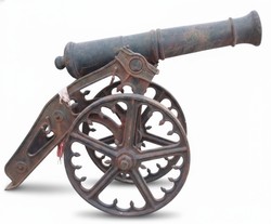 Casa Padrino Cannone Decorativo in Stile Antico Nero / Ruggine L. 260 cm - Cannone Storico in Ghisa con Ruote Ornamentali