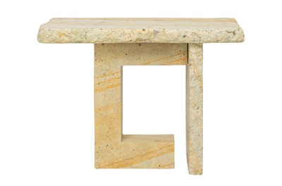 Casa Padrino Mesa Auxiliar de Lujo Verde 76 x 30 x H. 55 cm - Mesa Auxiliar Escultural de Arenisca Verde - Muebles de Lujo Casa Padrino Mesa Auxiliar de Lujo Verde 76 x 30 x H. 55 cm - Mesa Auxiliar Escultural de Arenisca Verde - Muebles de Lujo