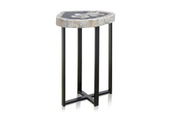 Casa Padrino Tavolino di Lusso Marrone 56 x 43 x H. 60 cm - Tavolino con Piano in Legno Pietrificato e Base in Ferro Nero - Mobili di Lusso Casa Padrino Tavolino di Lusso Marrone 56 x 43 x H. 60 cm - Tavolino con Piano in Legno Pietrificato e Base in Ferro Nero - Mobili di Lusso