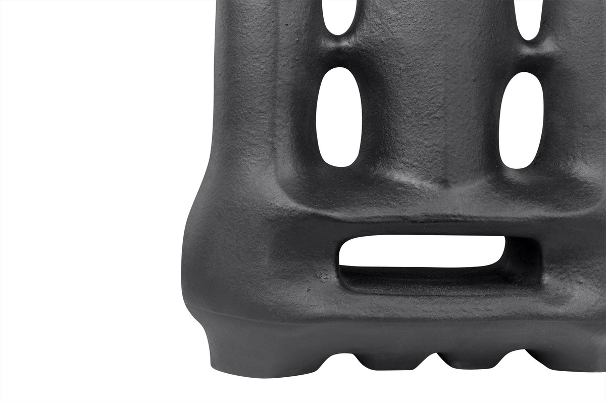 Casa Padrino Luxus Vase Schwarz 38,5 x 18 x H. 45 cm - Große Keramik Vase der Linked Serie mit strukturierter Oberfläche - Luxus Deko Accessoires Casa Padrino Luxus Vase Schwarz 38,5 x 18 x H. 45 cm - Große Keramik Vase der Linked Serie mit strukturierter Oberfläche - Luxus Deko Accessoires
